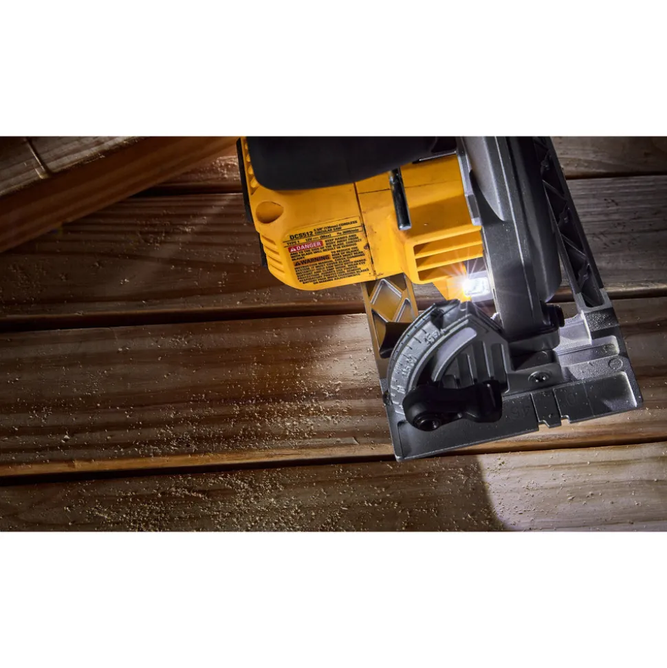 Dewalt 12V MAX XTREME Brushless Lithium-Ion 5-3/8 in. Cordless Circular Saw Kit with Charger (5 Ah)