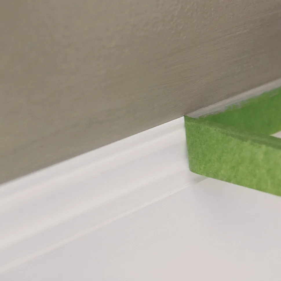 Duck FrogTape 1.41 in. x 45 yards Multi-Surface Painting Tape - Green (1-Roll)