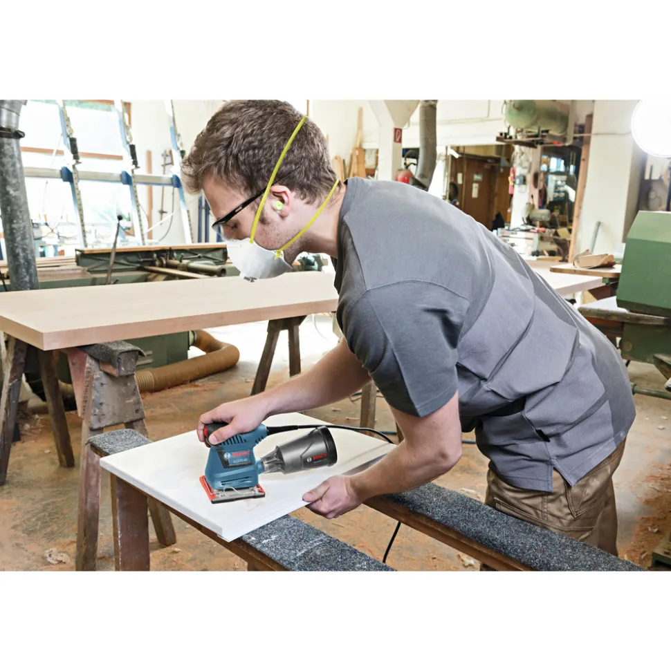 Factory Reconditioned Bosch 2 Amp 1/4-Sheet Corded Orbital Finishing Sander
