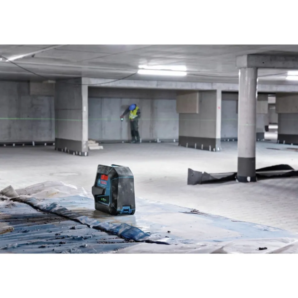 Factory Reconditioned Bosch Green-Beam Self-Leveling Cross-Line Laser with Plumb Points