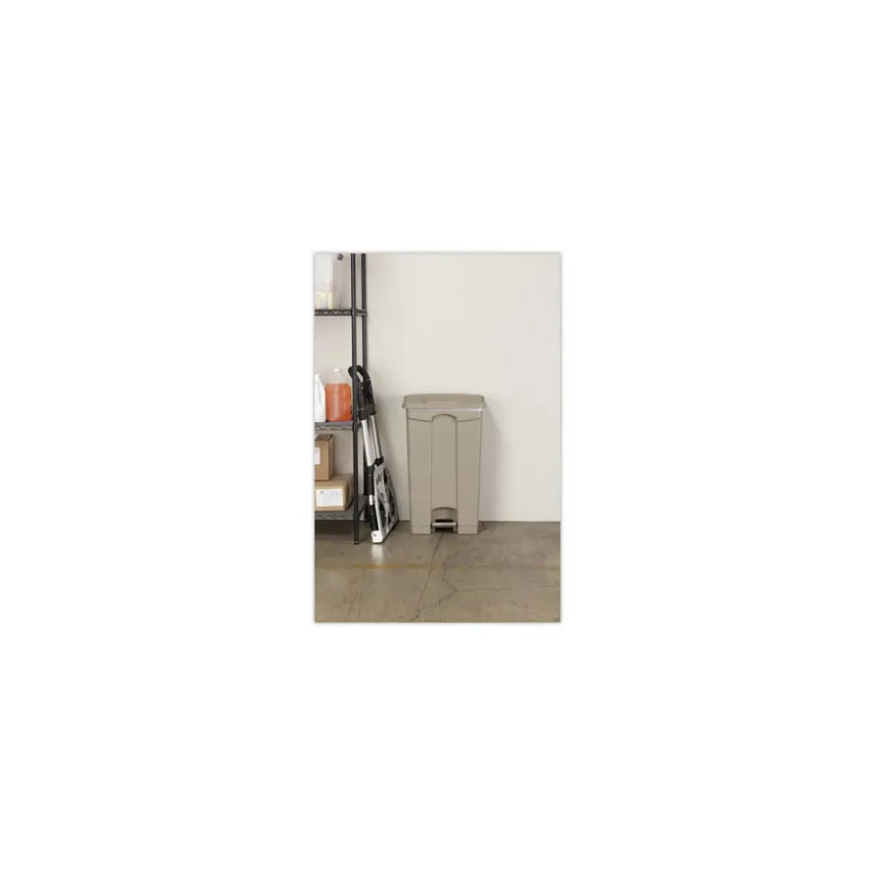 Safco 9923TN 23 Gallon Large Capacity Plastic Step-On Receptacle - Tan